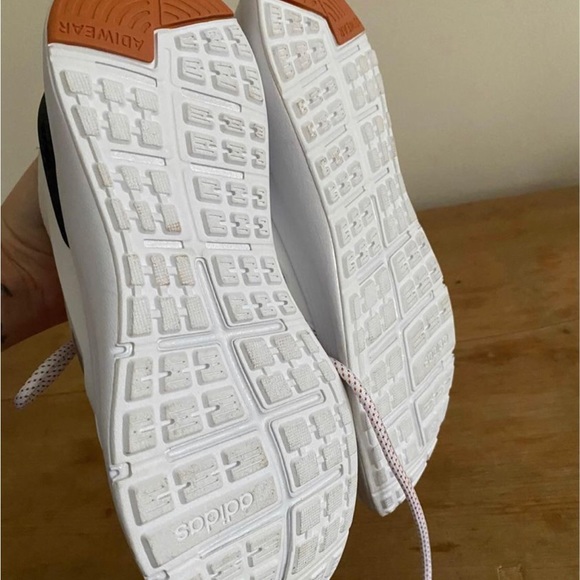 Adidas Shoes Women Size 7 - Picture 3 of 3
